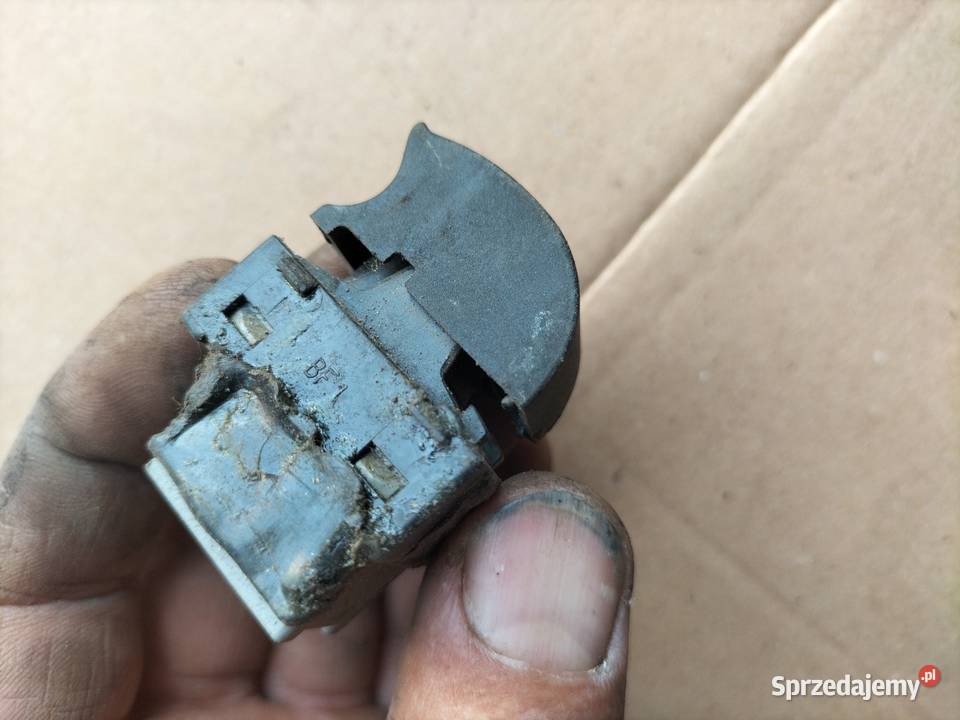WŁĄCZNIK PANEL STEROWANIA SZYB SZYBY Audi A6 C5 Kamień-Kolonia