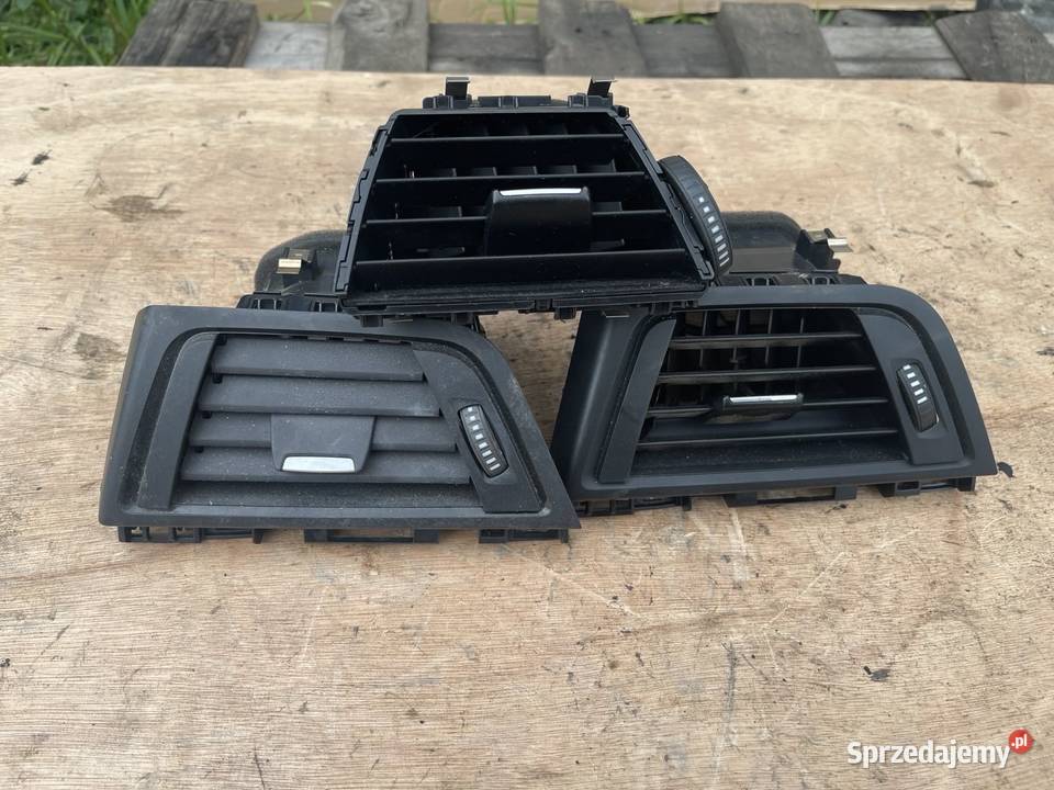 Kratka nawiewu lewa BMW F30 F31 F32 osobowe Stalowa Wola