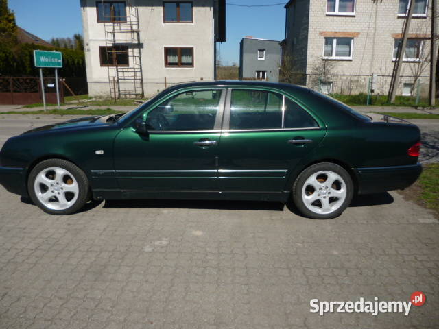 Mercedes E W210 Avantgarde 29 TD 129KM