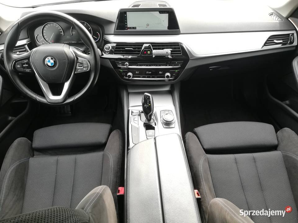 BMW SERIA 5 G30G31 520D Tour MPakiet wielofunkcyjna kierownica małopolskie sprzedam