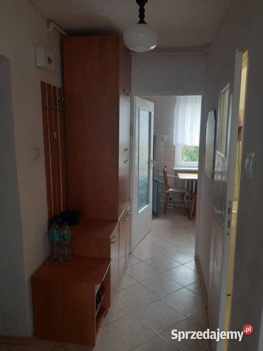 Sprzedam mieszkanie z balkonem2 pokoje3 piętro 44m2 Słupsk