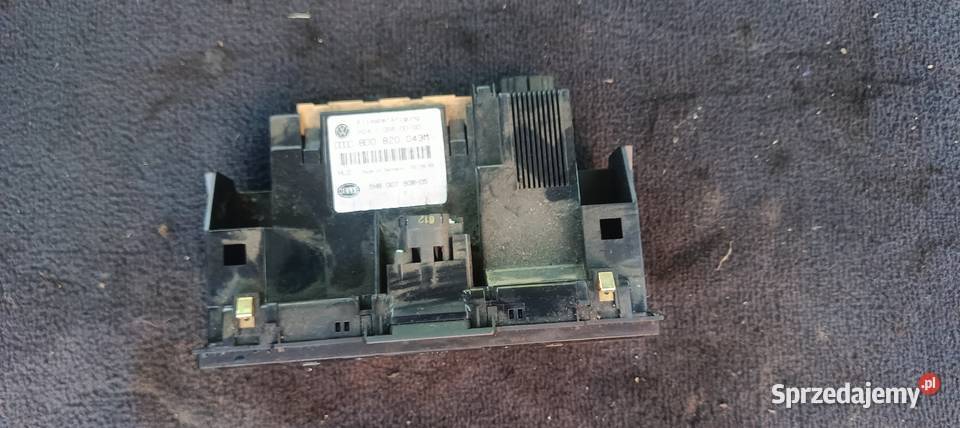 Klimatronik 8D0 820 043M Audi A4 B5 FL a24 Panele sterowania, przełączniki
