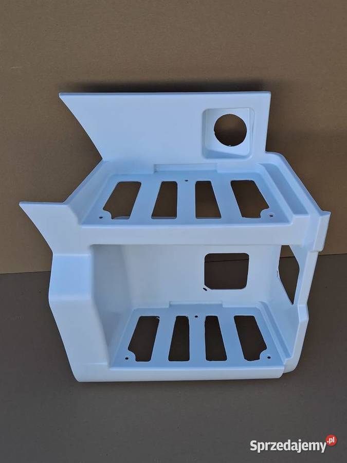 MAN TGX TG3 STOPIEŃ PRAWY DOLNY OBUDOWA STOPNIA ciężarowe Bieleń