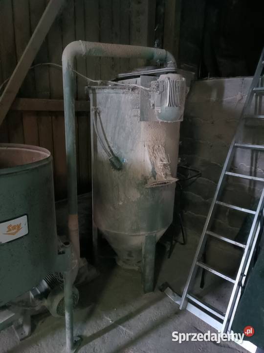 Śrutownik bijakowy z mieszalnikiem Hodowla i gospodarstwo Jędrzejów sprzedam