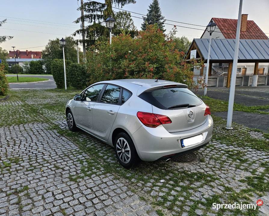 Opel Astra J 2010r 14Turbo 120 Klima Grzane małopolskie Ryglice sprzedam
