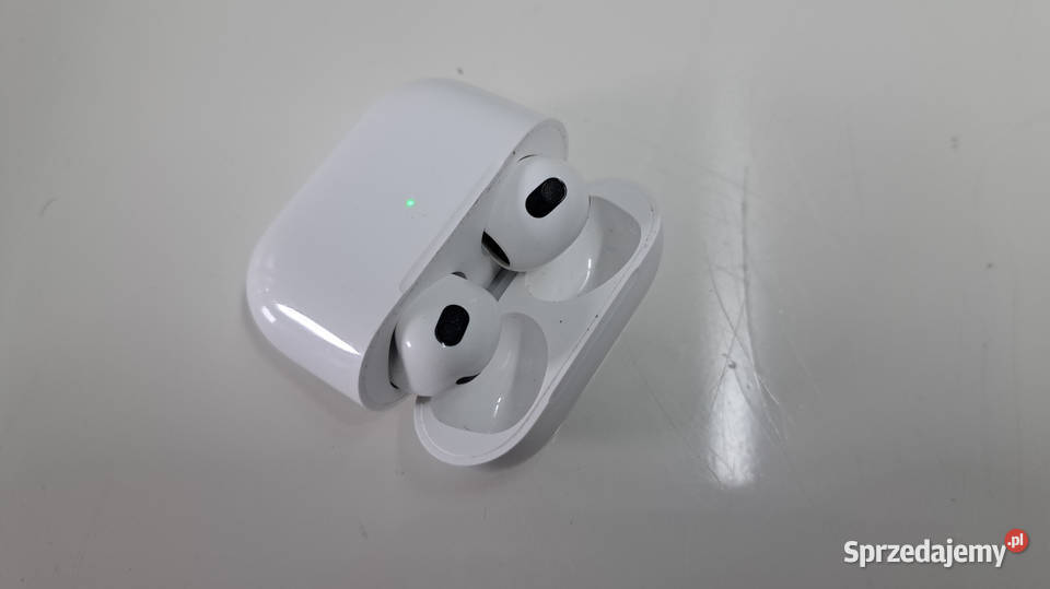 MacBook Air 15 M2 16 GB 256 GB AirPods Pencil sprzedam