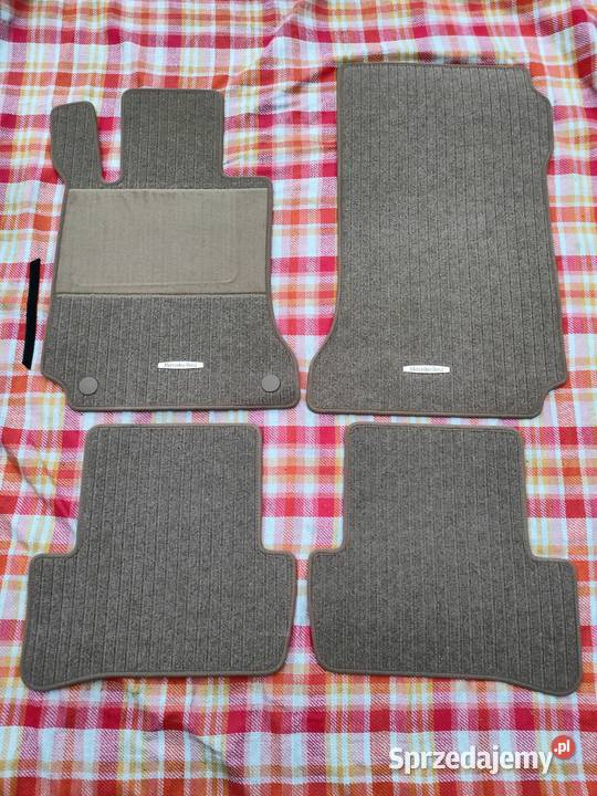 Dywaniki oryginalne Mercedes W204 S204 beige