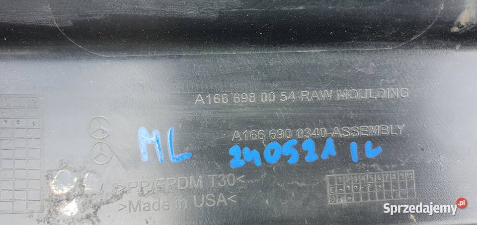 MERCEDES ML W166 PRÓG LEWY LISTWA NAKŁADKA osobowe Trzciel