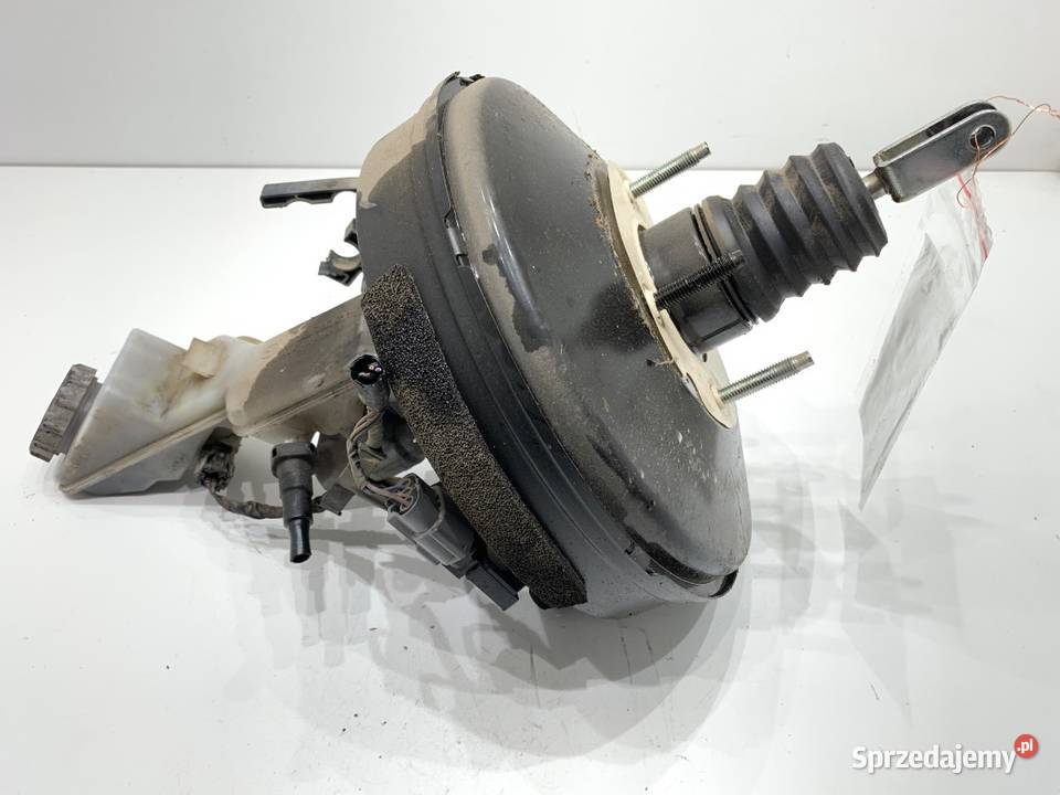 SERWO HAMULCOWE MAZDA 3 BM BHR143950 Hatchback osobowe