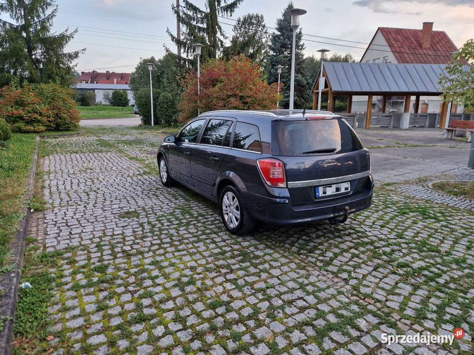 Opel Astra H Lift 16 LPG COSMO Klimatronic Hak światła przeciwmgielne Ryglice sprzedam