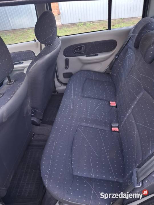 Sprzedam Renault Thalia 14 manualna Muchnów sprzedam