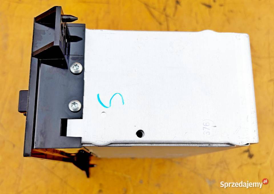 CHRYSLER LEBARON LEBARON 8792 RADIO FM osobowe sprzedam