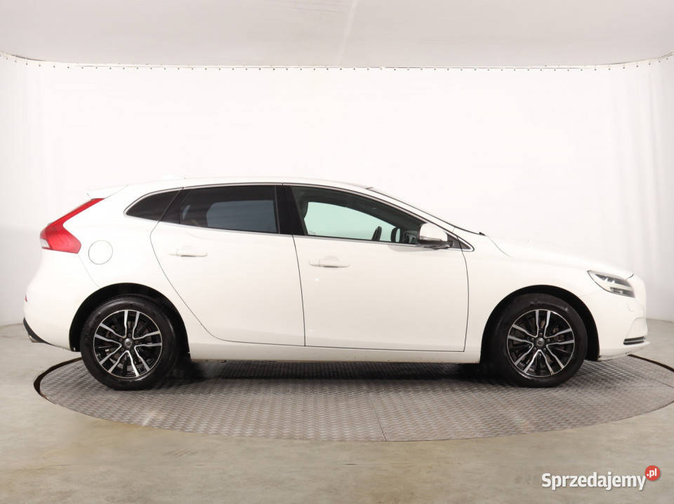 Volvo V40 20 D3 110KM Katowice