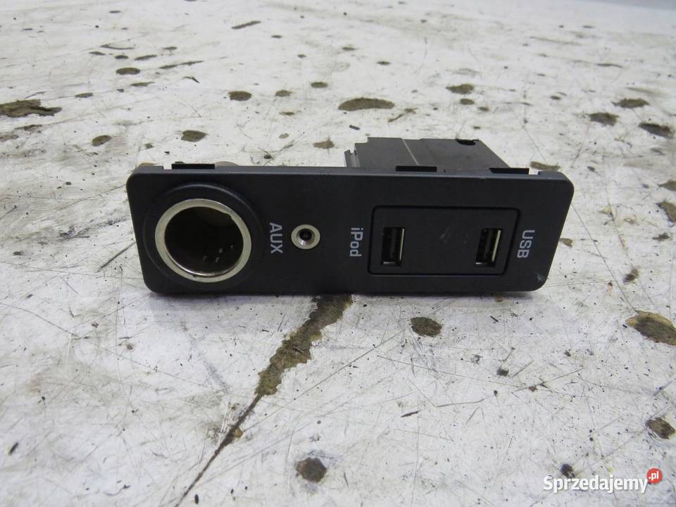 GNIAZDO USB IPOD JAGUAR XJ X351 AW9319C1666AA osobowe