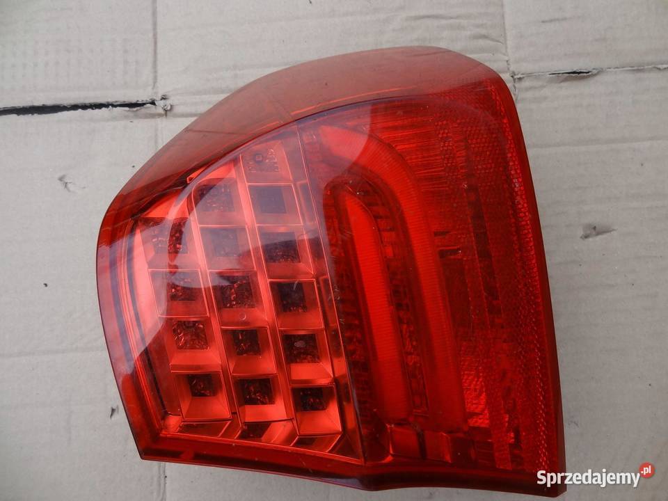 LAMPA PRAWA TYLNA TYŁ BMW E90 LIFT 7154154