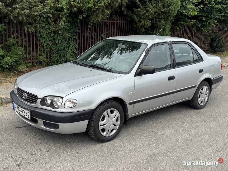 Toyota Corolla 14 swiezo serwisie niski przebieg 1400cm3 Ostrowiec Świętokrzyski