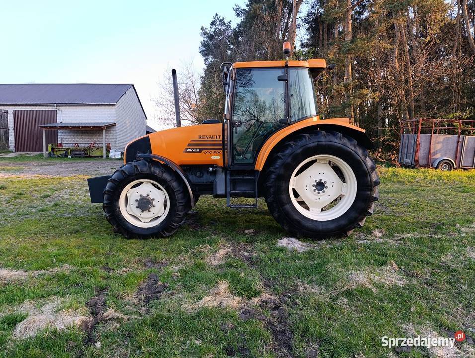 Renault Ares 610 RX Nieczuj