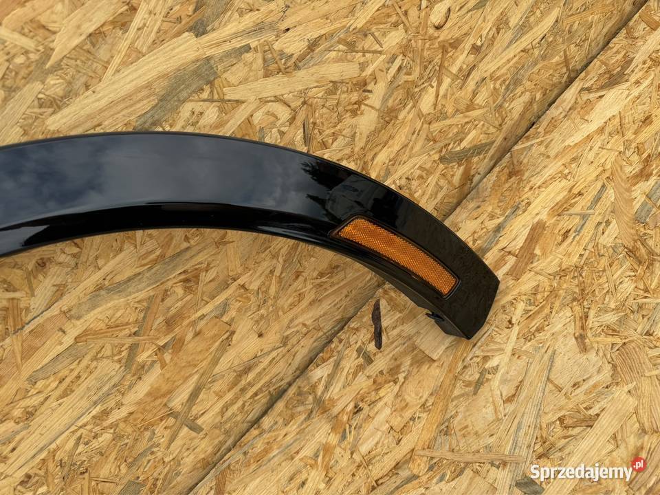 Listwa błotnika tył tylna prawa rh mustang Mache Rok produkcji 2023 wielkopolskie Sieraków sprzedam