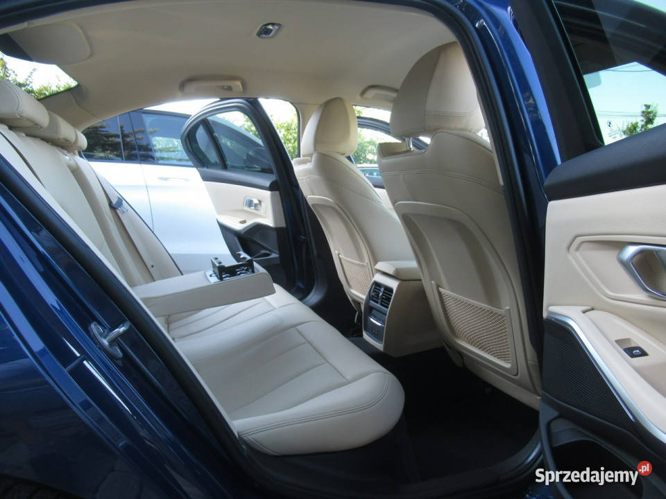 BMW 320 BEZSZKODOWY xDrive Luxury Line NAVI światła LED BMW