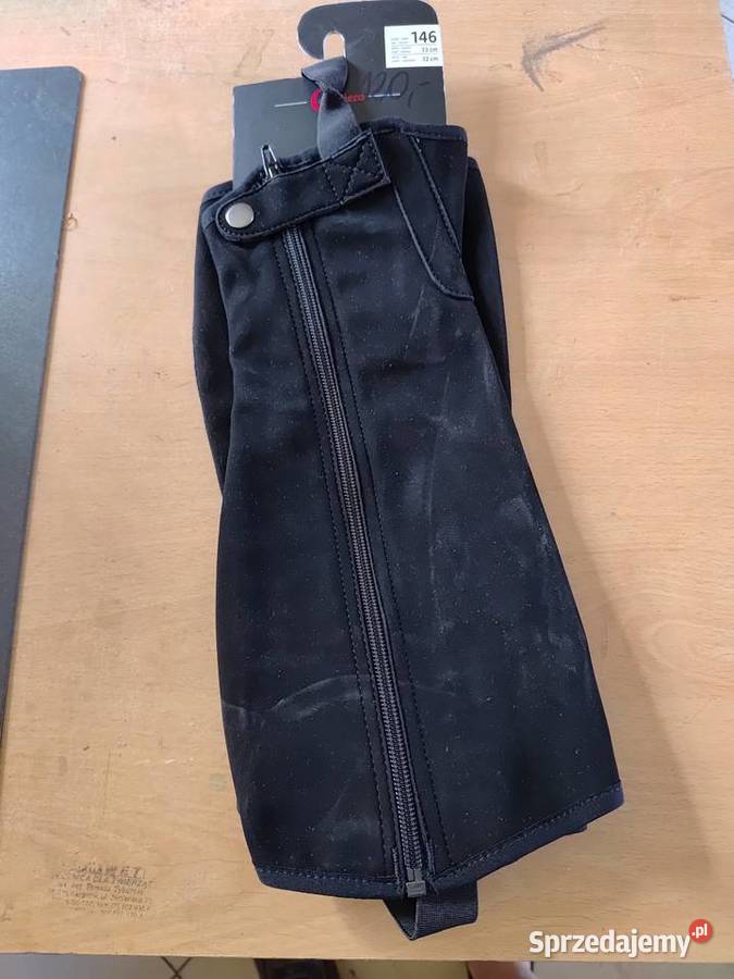 Owalne zgrzebło gumowe czarne duże Kazanów