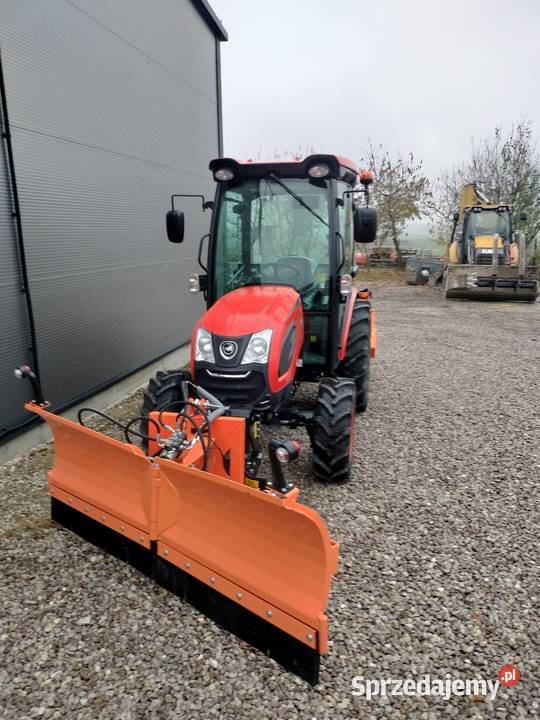 Ciągnik traktor komunalny ogrodniczy kioti 50 Pneumatyczne siedzenie Petrykozy sprzedam