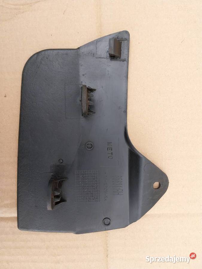 TOYOTA AVENSIS 2015 chlapacz prawy tyl Wrocław sprzedam