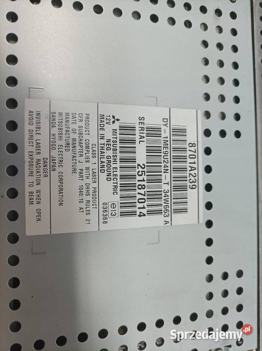 RADIO DY1ME9U24NT 34W663 A 25187014 Mitsubishi