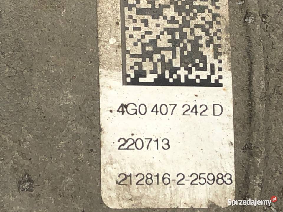 ZWROTNICA PRAWY PRZÓD AUDI A6 C7 30 204 osobowe