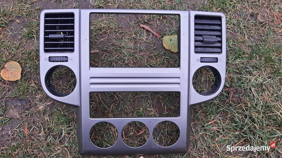 ramka panel środkowy nissan xtrail t30 osobowe Korzeńsko