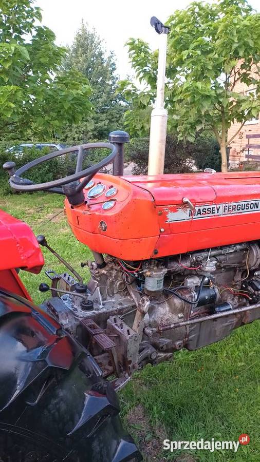 Massey Ferguson 158 4pzarejestrowany sprawnym Zelów