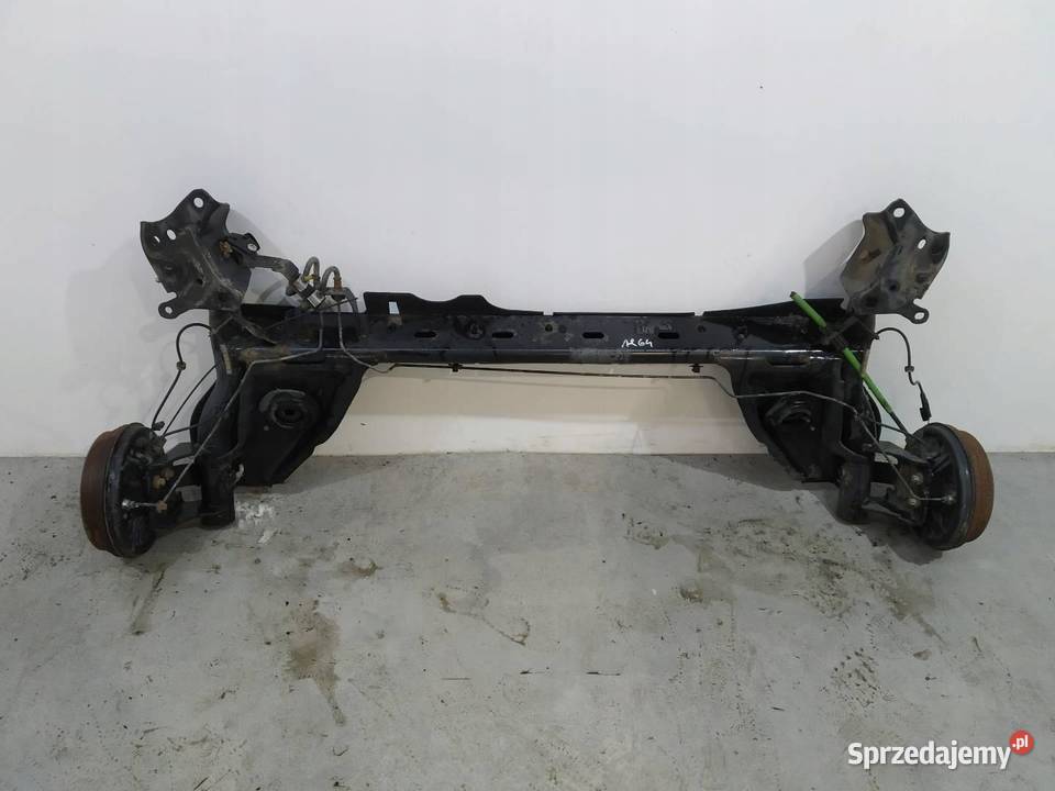 BELKA ZAWIESZENIA TYŁ BĘBNY Renault Clio IV