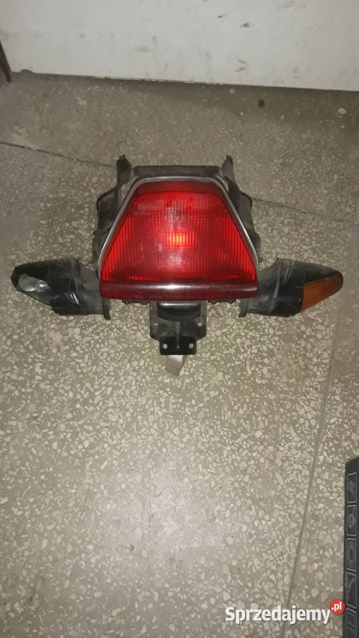 Suzuki gsxf 1100 lampa tył ze stelażem 95r Oświetlenie Lublin
