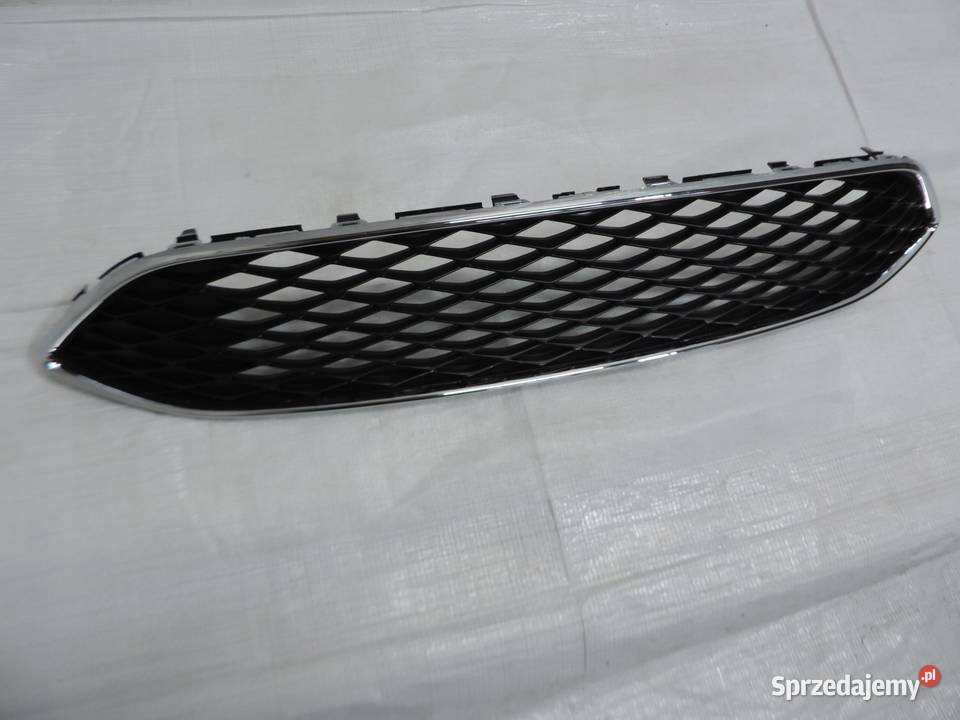 GRILL ZDERZAKA PRZÓD FORD FOCUS MK3 LIFT
