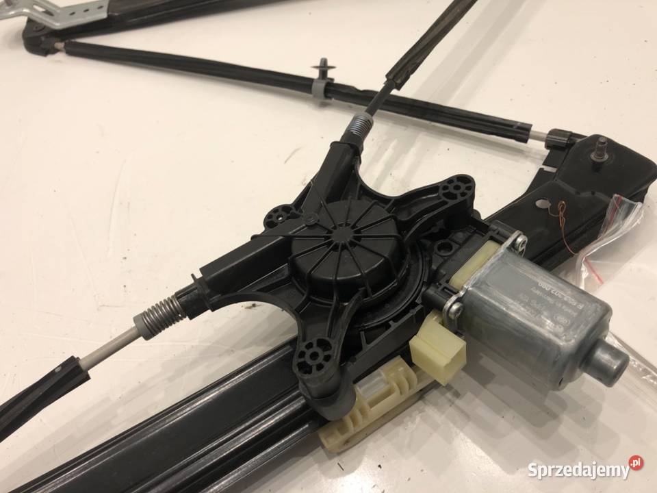 PODNOŚNIK SZYBY LEWY PRZÓD SKODA KAROQ Hatchback sprzedam