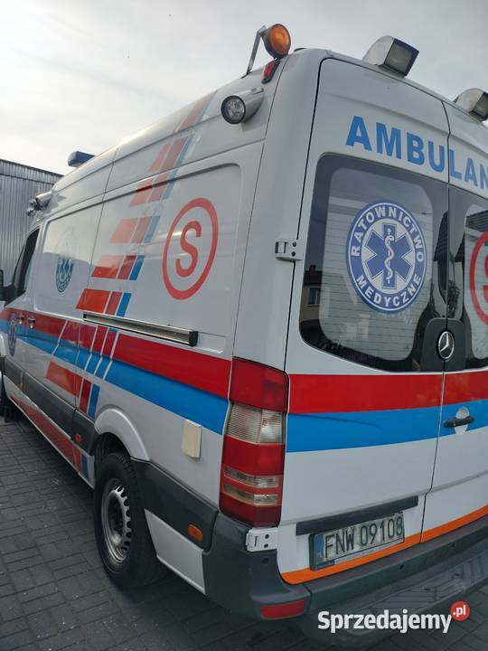 ambulans karetka nieuszkodzony Drągowina