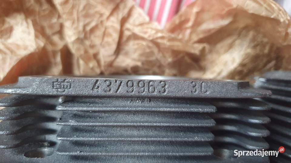 NOWE 2 CYLINDRY z tłokami Maluch 126p FSM zachodniopomorskie Białogard