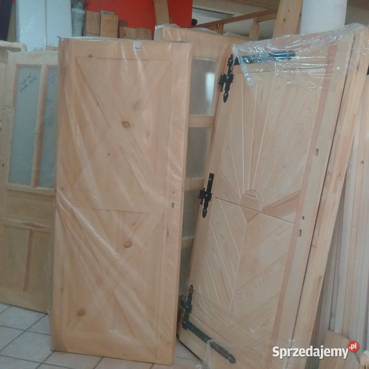 drzwi jodelka wejsciowe drewniane sosnowe