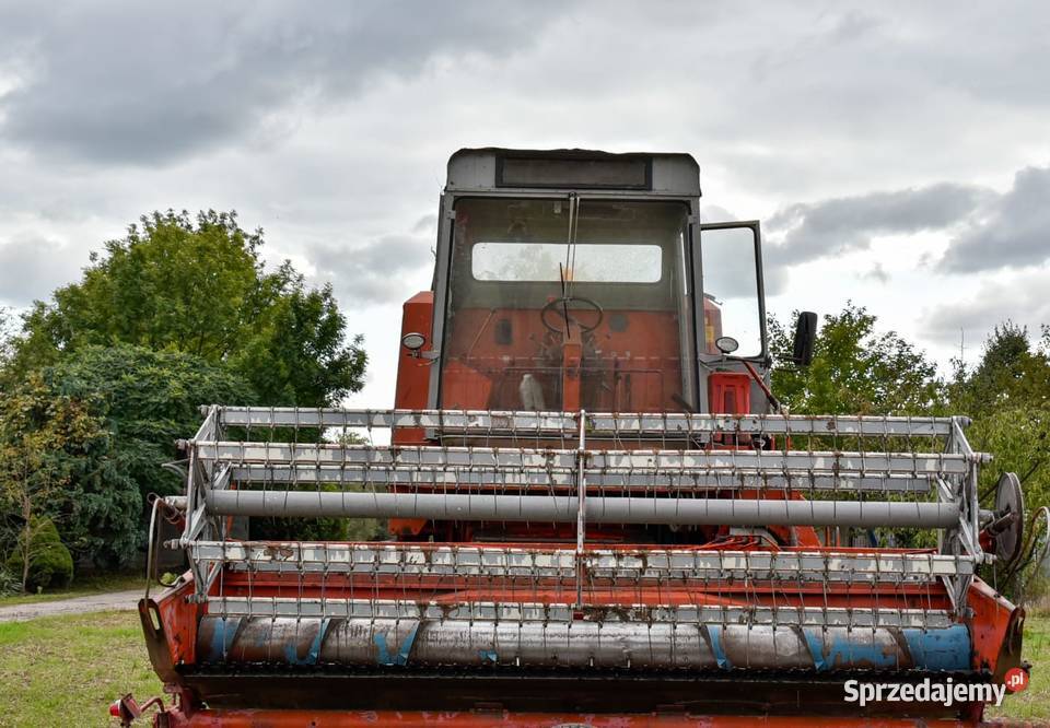 Kombajn zbożowy Bizon Z056 wersja export nieuszkodzony Nowa Sucha sprzedam