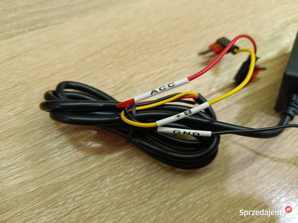 Adapter zasilania do kamer rejestratorów