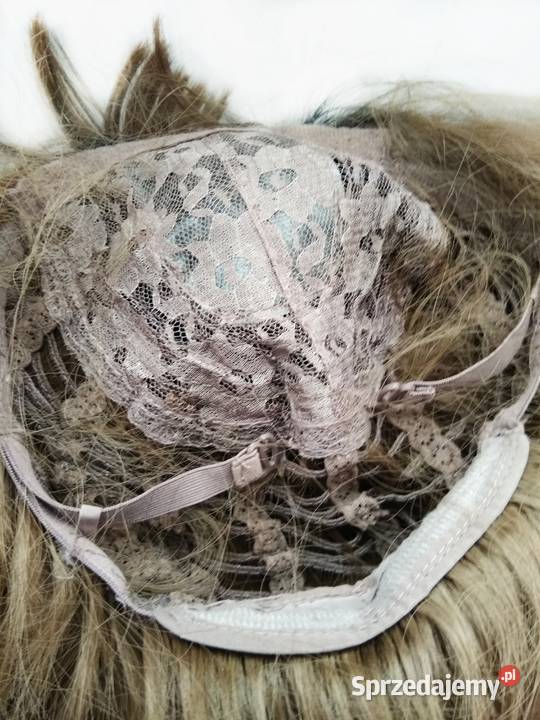 Peruka damska z odrostem grzywką i przedziałkiem Legionowo sprzedam