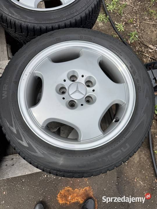 Koła Mercedes 16 opony zimowe nokian 2020r 20555 Pruszcz Gdański