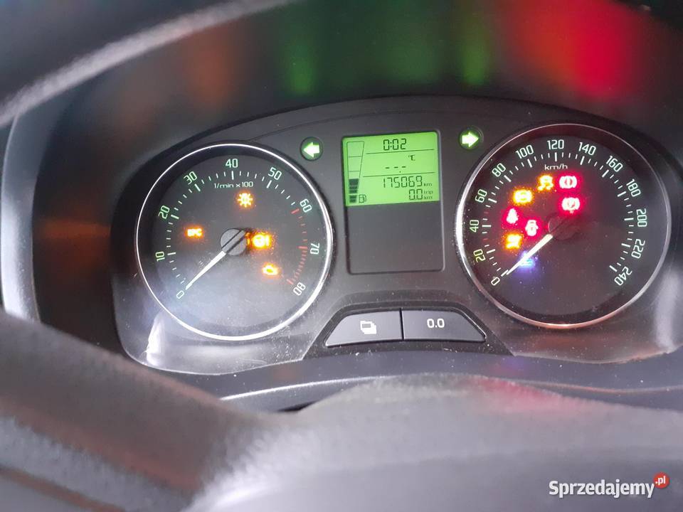 LICZNIK SKODA FABIA II 14 5J0920811G