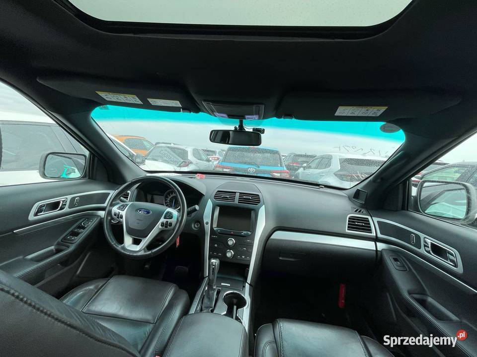 Ford Explorer 7os 2 l Benz Japonia bezwypadkowy Explorer Rębków sprzedam