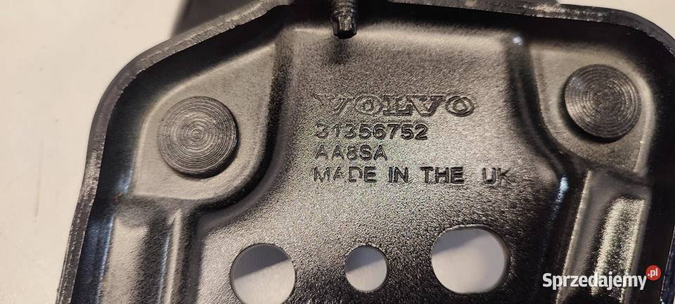 VOLVO XC40 ZAWIAS MASKI KOMPLET 717 31356752 sprzedam