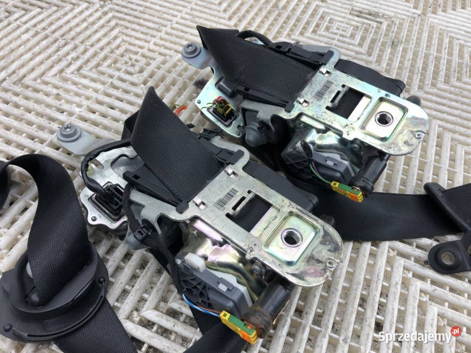 KOKPIT PODUSZKI PASY KOMPLET MERCEDES C218