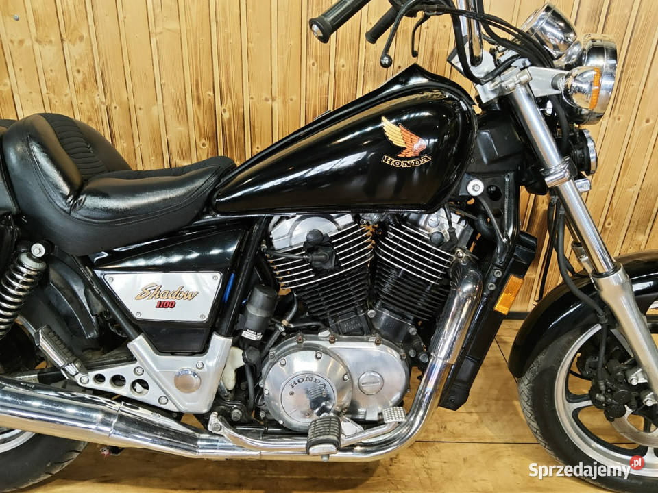 Honda Shadow HONDA V1100 SHADOW C Piękna i Stare Miasto