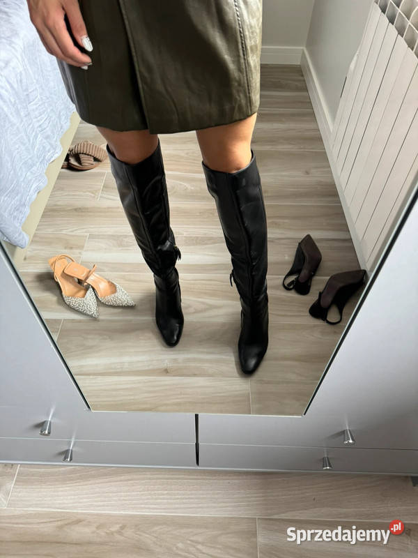 Pełne KOBIECEGO WDZIĘKU kozaki ZARA zakrywające czarny Białystok