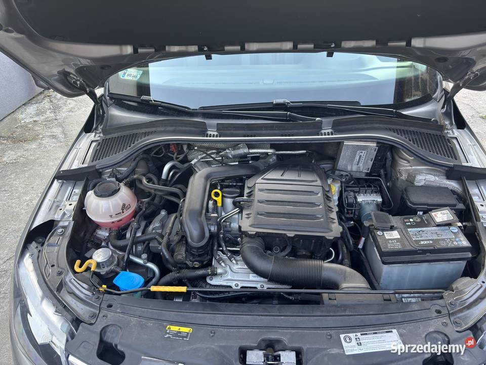 Skoda Rapid 1 właściciel 2 komplety kół światła do jazdy dziennej śląskie Gaszowice