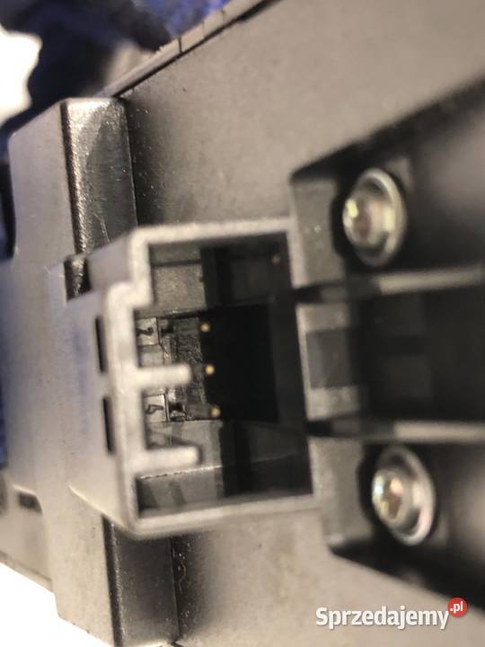 PRZEŁĄCZNIK SZYB VOLVO V70 III 30773271 0716 Mechanizmy opuszczania szyb