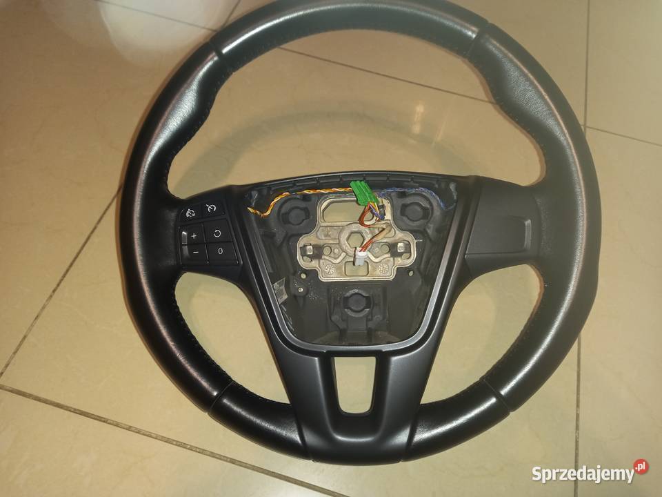 Kierownica skórzana VOLVO V40 2012 Super Stan Mniów